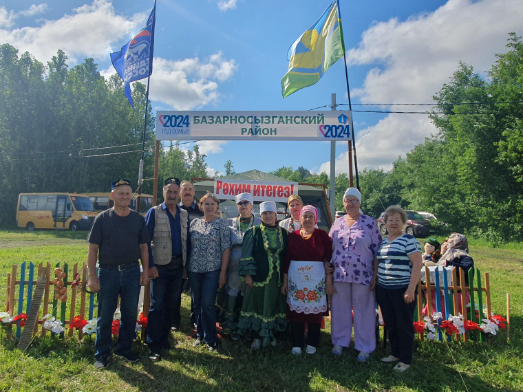 В Ульяновске прошел областной национальный татарский праздник &quot;Сабантуй&quot;.